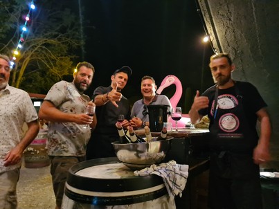 Vignoble bio Orgâmic : les copains vignerons du Luberon 6 guinguette du Luberon