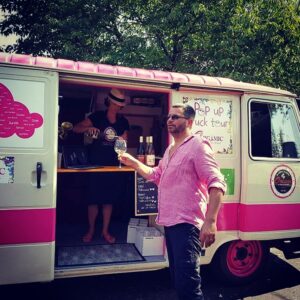 Vins bio Goult Orgasmic by Vins de copains, nos horaires et privatisation du Pop-up truck 4 le J9 du domaine viticole Orgamic